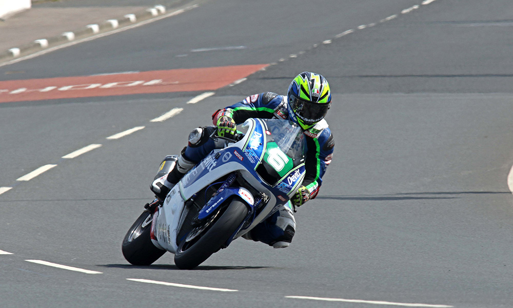 Supertwin race