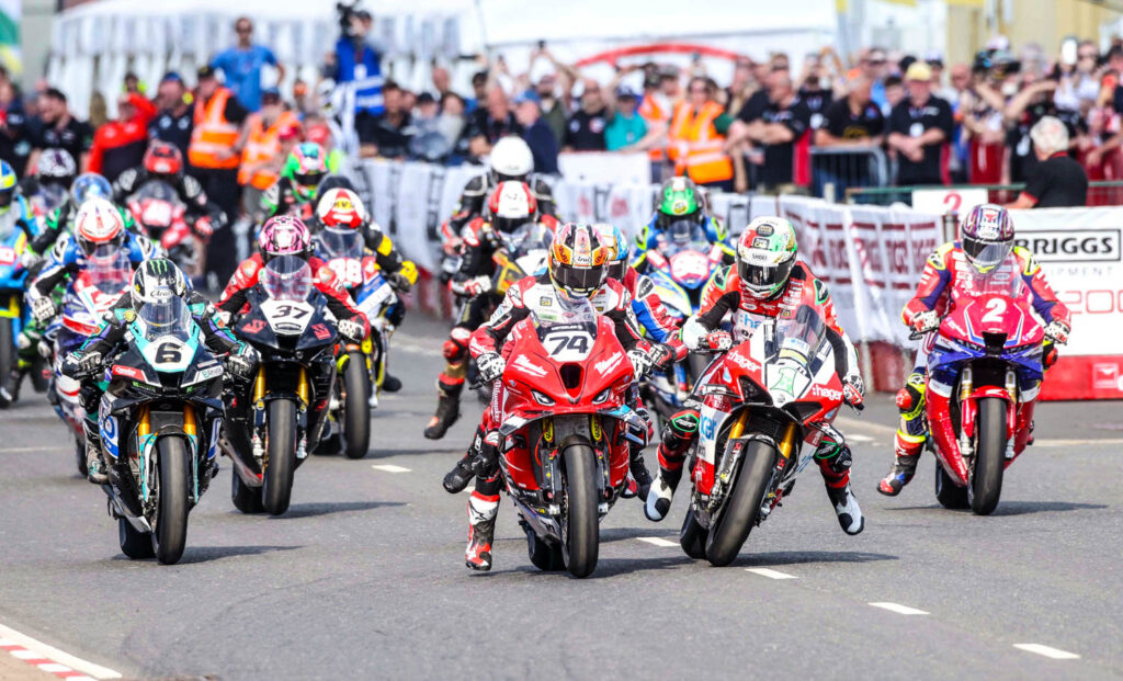 Race 6 North West 200 Superbike NW 200 race 001