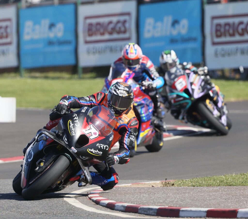 CP HIRE SUPERSTOCK RACE 00710