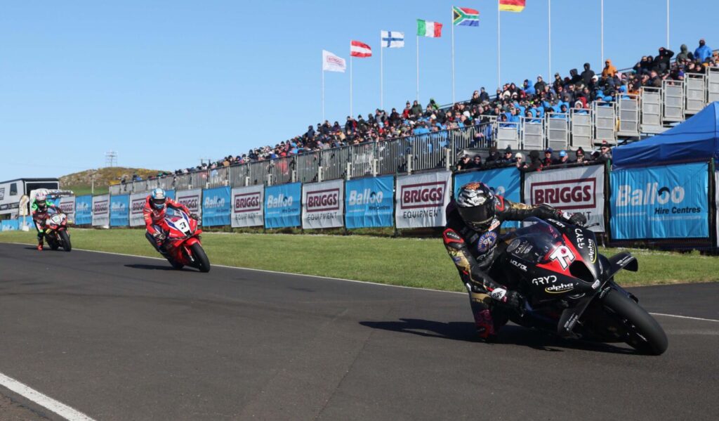 MERROW HOTEL AND SPA SUPERBIKE RACE 00717